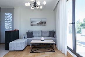 Marousi Modern Green Oasis with Balcony