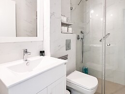 Classic Bauhaus with Balcony by FeelHome