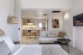 Morfes Luxury Suites by Caldera Houses