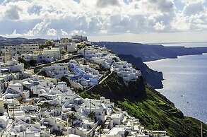 Morfes Luxury Suites by Caldera Houses