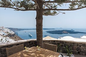 Morfes Luxury Suites by Caldera Houses