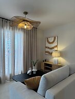 Morfes Luxury Suites by Caldera Houses