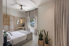 Morfes Luxury Suites by Caldera Houses