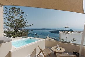 Morfes Luxury Suites by Caldera Houses