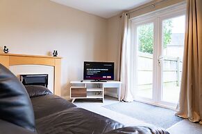 Lovely 4-bed House in Huntingdon