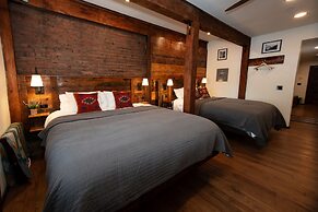 The Frenchman Suites