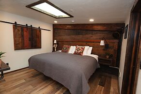 The Frenchman Suites