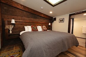 The Frenchman Suites