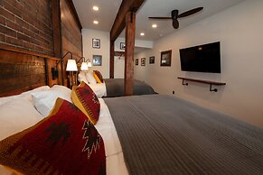 The Frenchman Suites