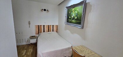 Hotel Camelia Nation