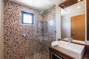 Captivating 2-bed Apartment in Praia da Luz