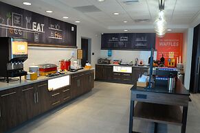 Hampton Inn Cabot