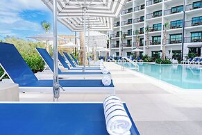 The Perry Hotel Naples