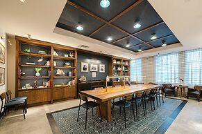 The Perry Hotel Naples