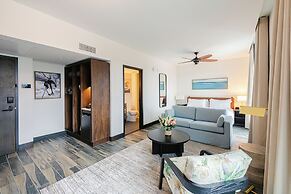 The Perry Hotel Naples