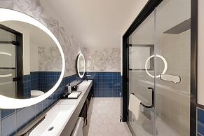 Caption by Hyatt Namba Osaka