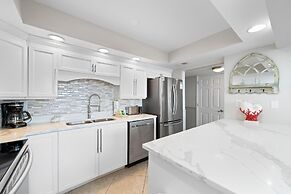 Seaspray West 304- Gulf Front