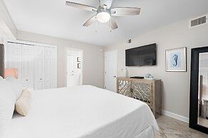 Seaspray West 304- Gulf Front