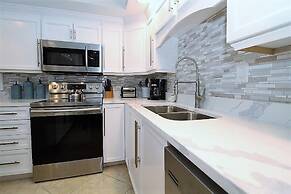 Seaspray West 304- Gulf Front