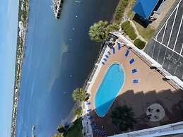 Seaspray Riverside 815