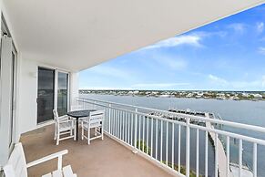 Seaspray Riverside 815