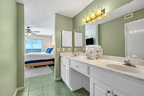 Summerchase 1101 +free Seasonal Beach Service