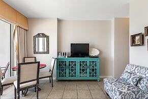 Windemere 904 Pool Side Cabana Included!