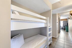 Windemere 904 Pool Side Cabana Included!