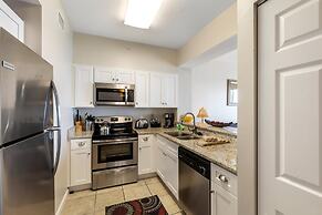 Windemere 904 Pool Side Cabana Included!