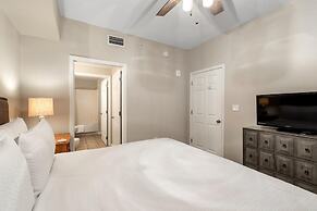 Windemere 904 Pool Side Cabana Included!