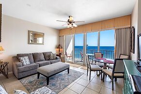 Windemere 904 Pool Side Cabana Included!