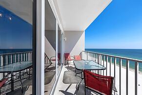 Windemere 904 Pool Side Cabana Included!