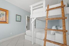 Molokai Villas Riverside 5B