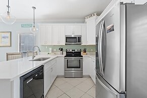 Molokai Villas Riverside 5B