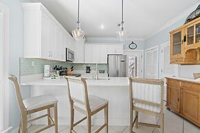 Molokai Villas Riverside 5B