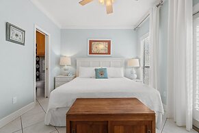 Molokai Villas Riverside 5B