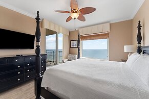 Indigo East 901 + Den W/cabana !