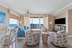 Indigo East 901 + Den W/cabana !