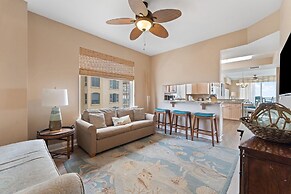 Indigo East 901 + Den W/cabana !