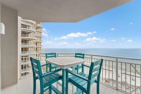 Indigo East 901 + Den W/cabana !