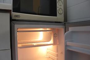 Chic & Serene 1-Bed Haven in Roodepoort