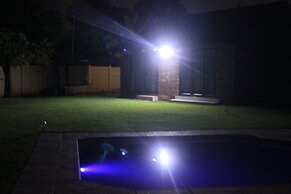 Chic & Serene 1-Bed Haven in Roodepoort