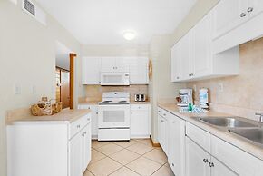 Shoreline Towers Townhouse 4-4