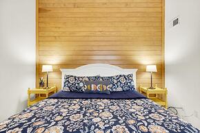 Shoreline Towers Townhouse 4-4