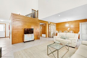 Shoreline Towers Townhouse 4-4