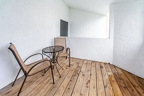 Shoreline Towers Townhouse 4-3