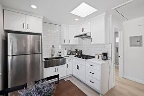 Cozy 1bd 1ba Sleeps 3 Close to Disney