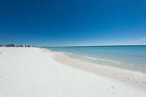 Holiday Surf and Racquet Club 319