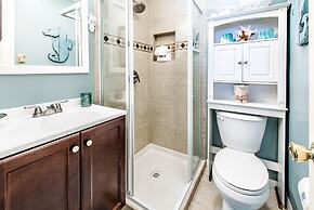 Hermitage By The Bay 305