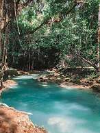 Breathaking Luxury Cliffside Villa